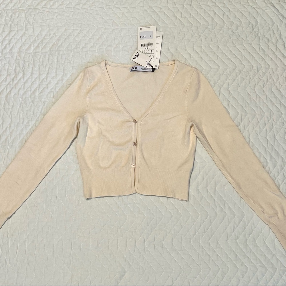 Zara Women's Cream Cardigan Sweater